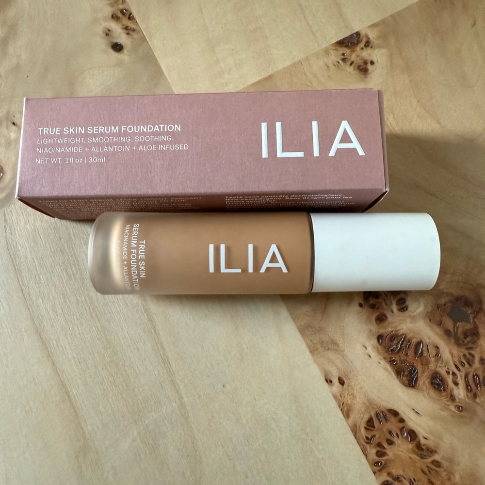 ILIA True Skin Serum Foundation - Catalina